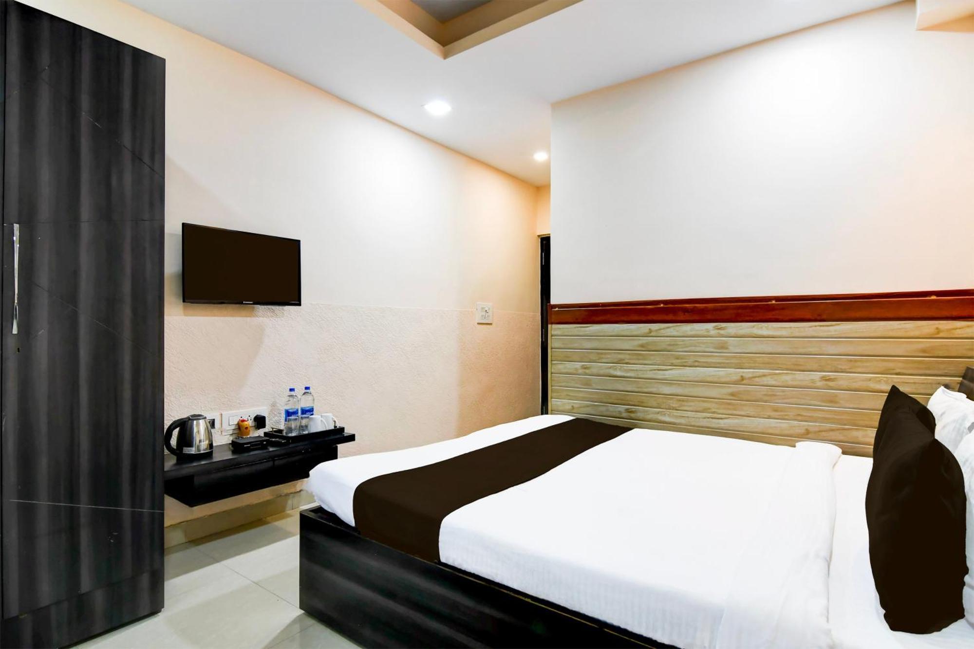 Super Collection O Behala Hotel Bhasa Exterior photo