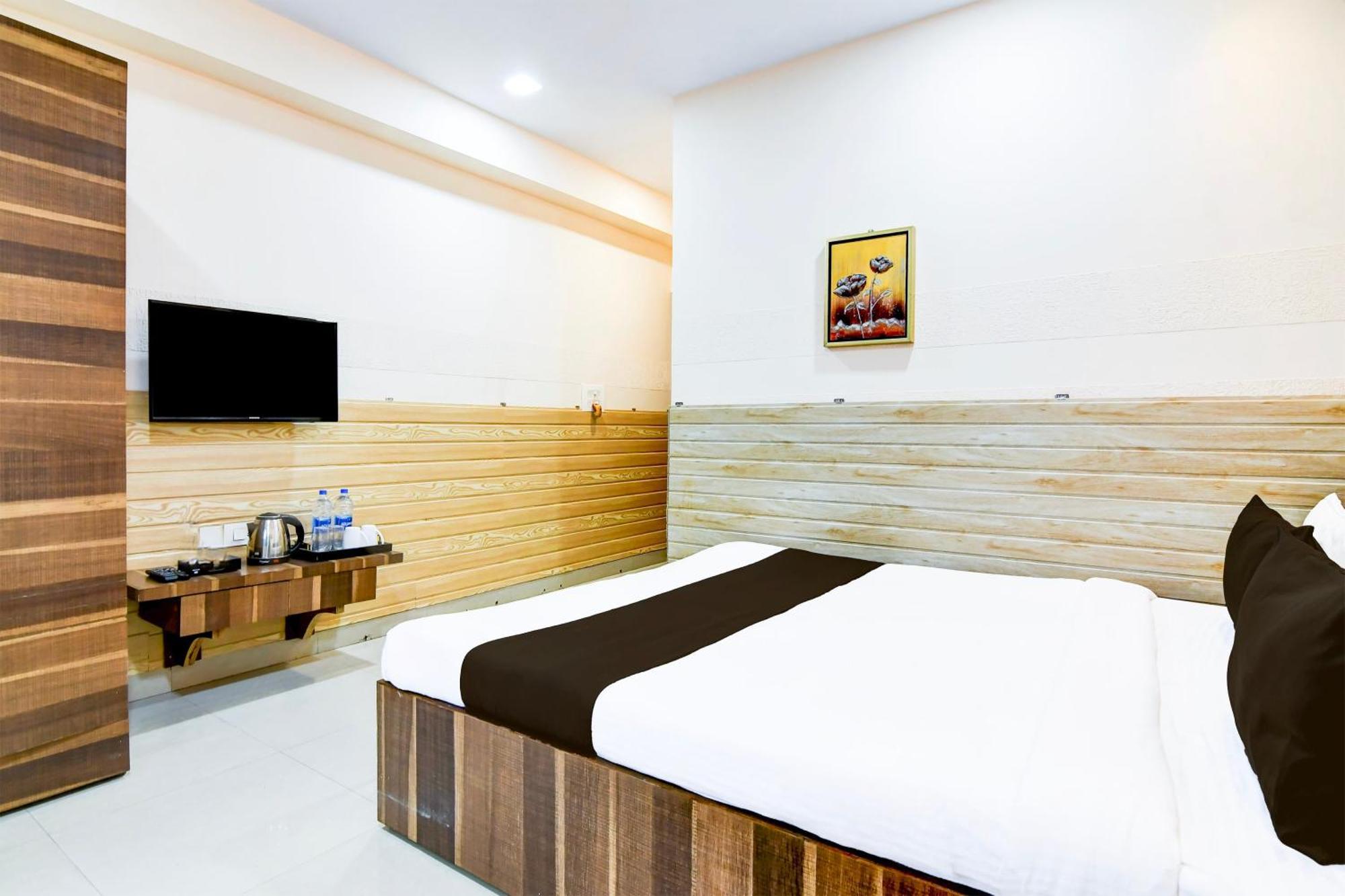 Super Collection O Behala Hotel Bhasa Exterior photo