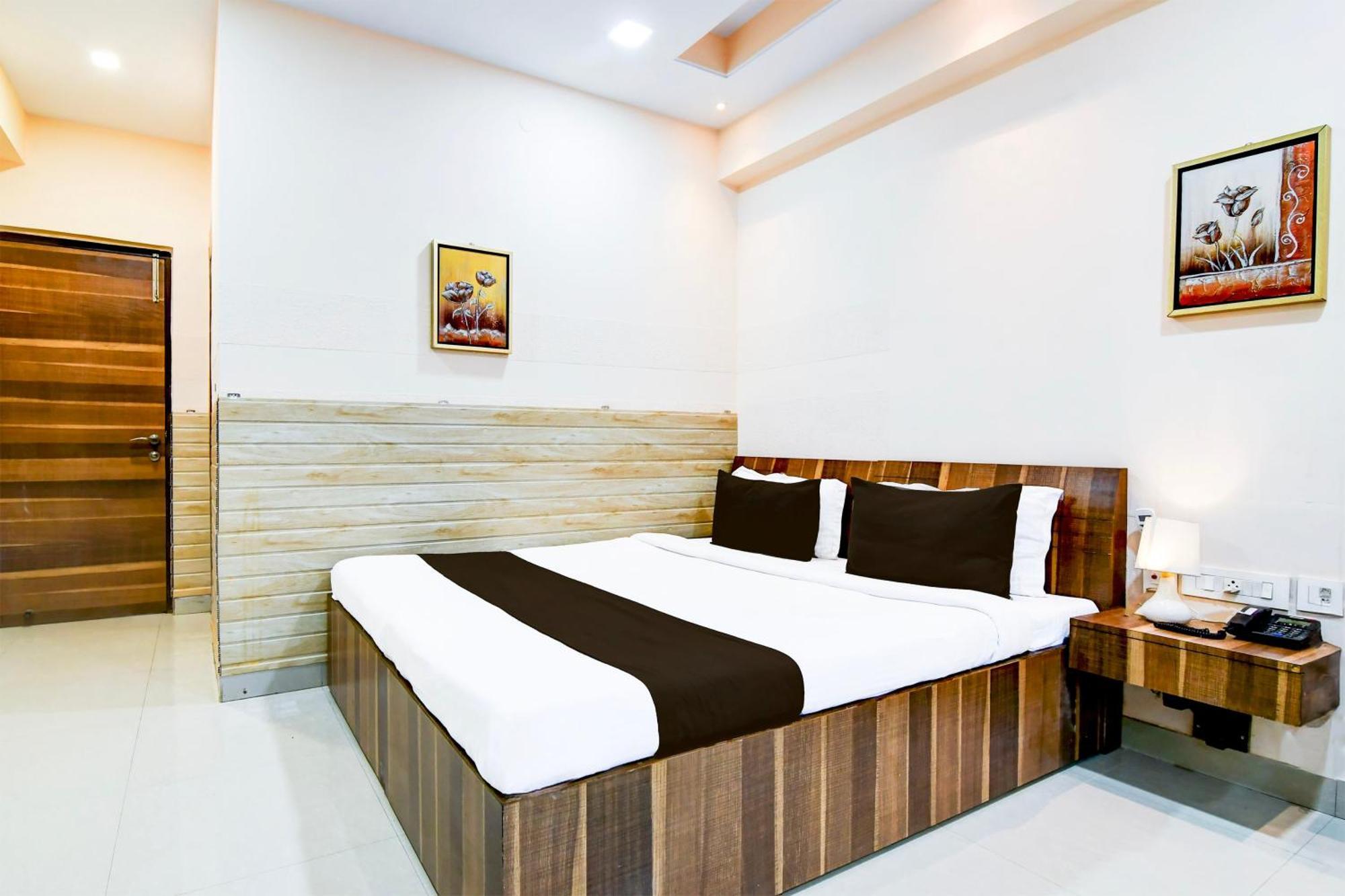 Super Collection O Behala Hotel Bhasa Exterior photo