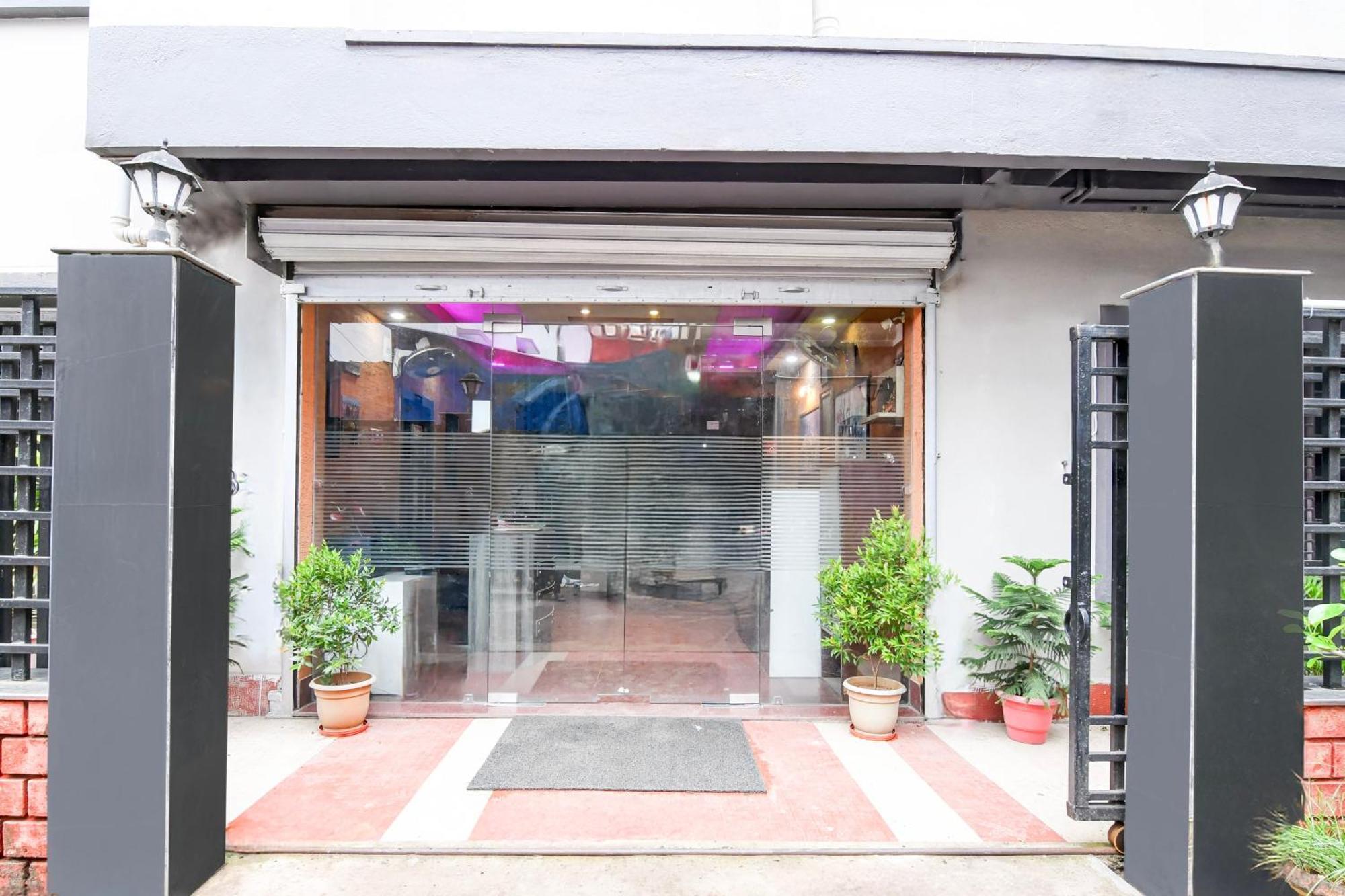 Super Collection O Behala Hotel Bhasa Exterior photo