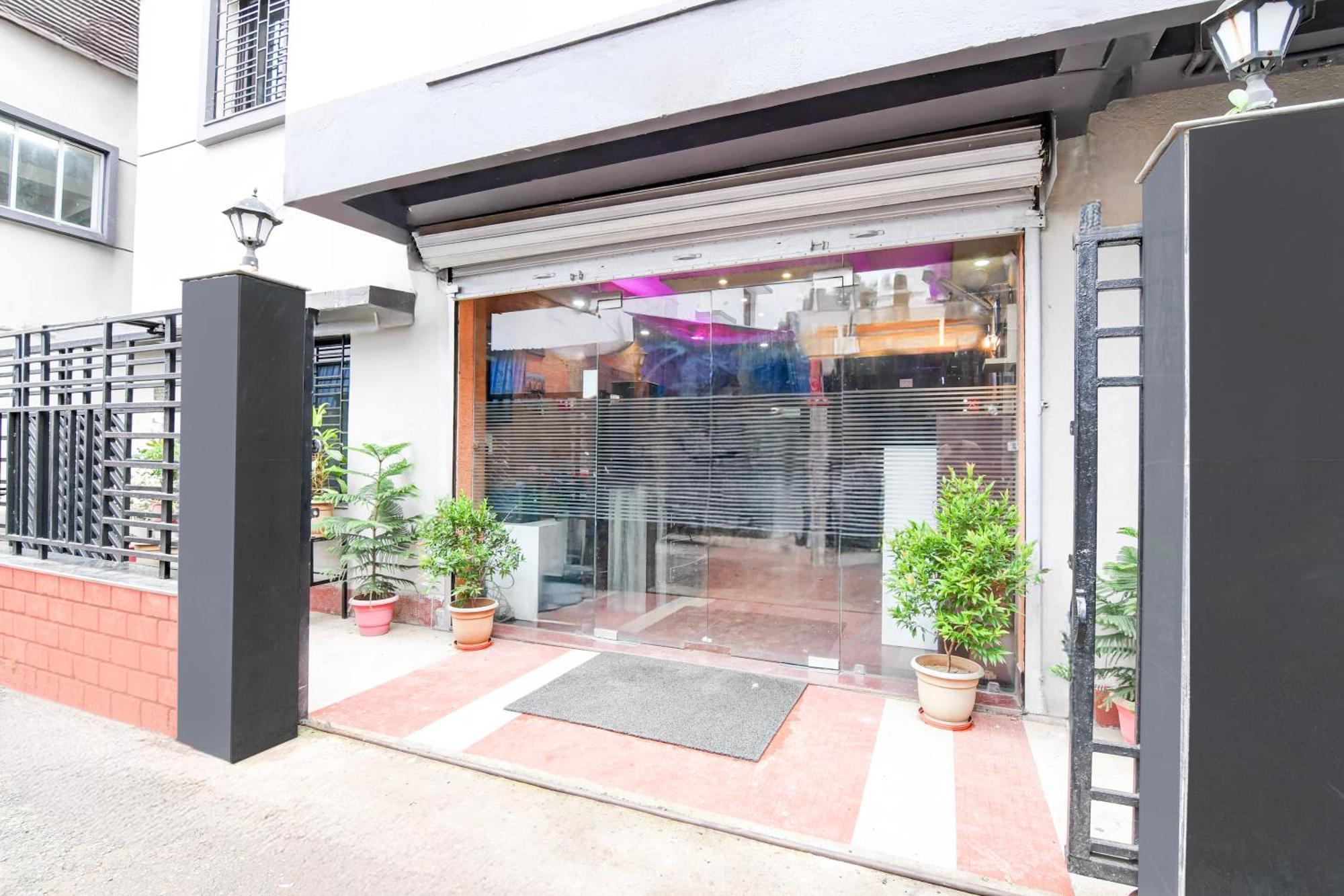Super Collection O Behala Hotel Bhasa Exterior photo